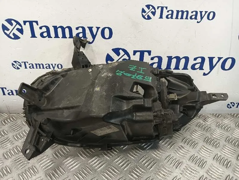 Faro Izquierdo para Nissan Micra (K12E)