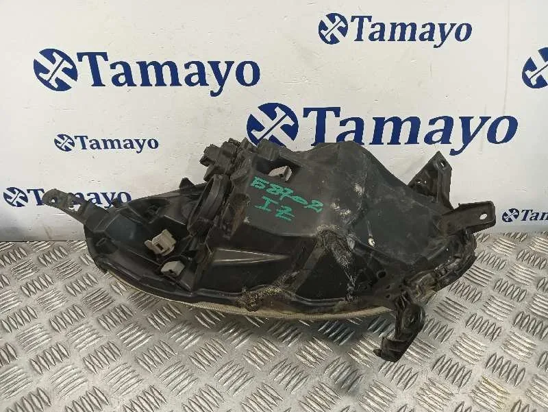 Faro Izquierdo para Nissan Micra (K12E)