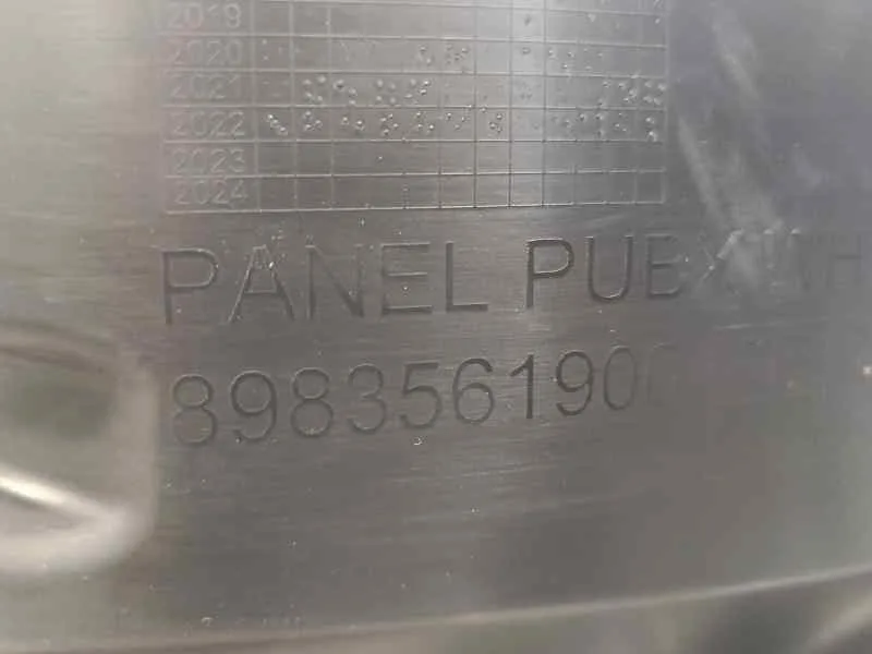 Plastico Paso Rueda Trasero Derecho para Isuzu D-Max