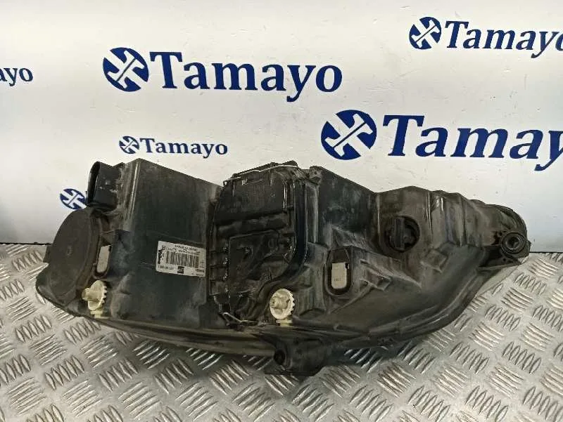 Faro Derecho para Seat Toledo (5P2)