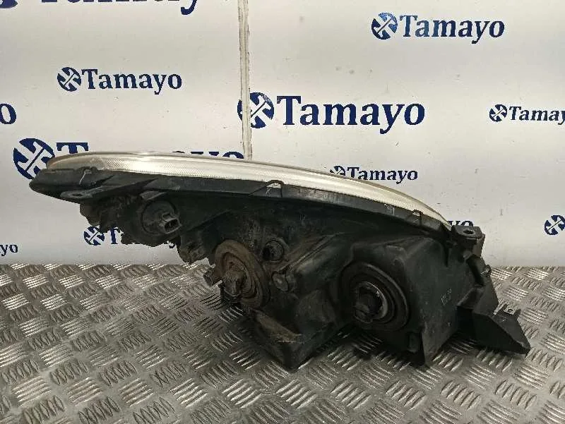 Faro Izquierdo para Toyota Corolla Verso (R1)