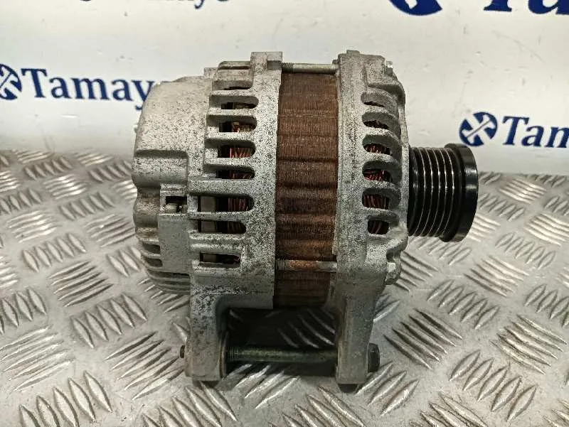 Alternador para Nissan Juke (F15)