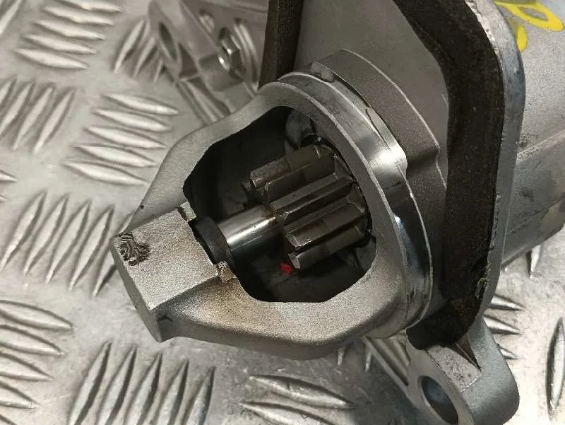 Motor Arranque para Nissan Juke (F15)