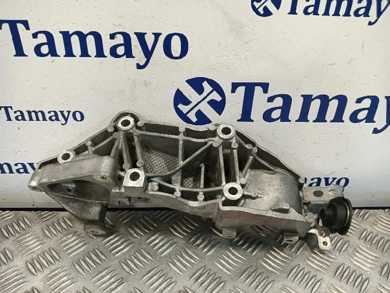 Soporte Alternador para Nissan Qashqai (J10)