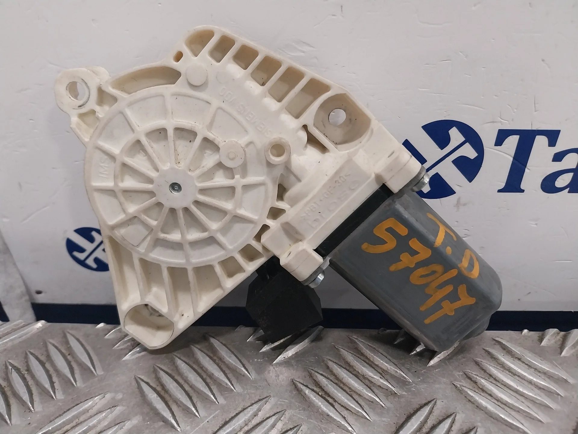 Motor Elevalunas Trasero Derecho para Mercedes-Benz Clase B (W245)