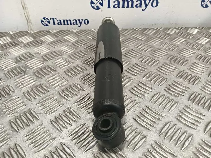 Amortiguador Delantero para Nissan Cabstar 01.04 ->