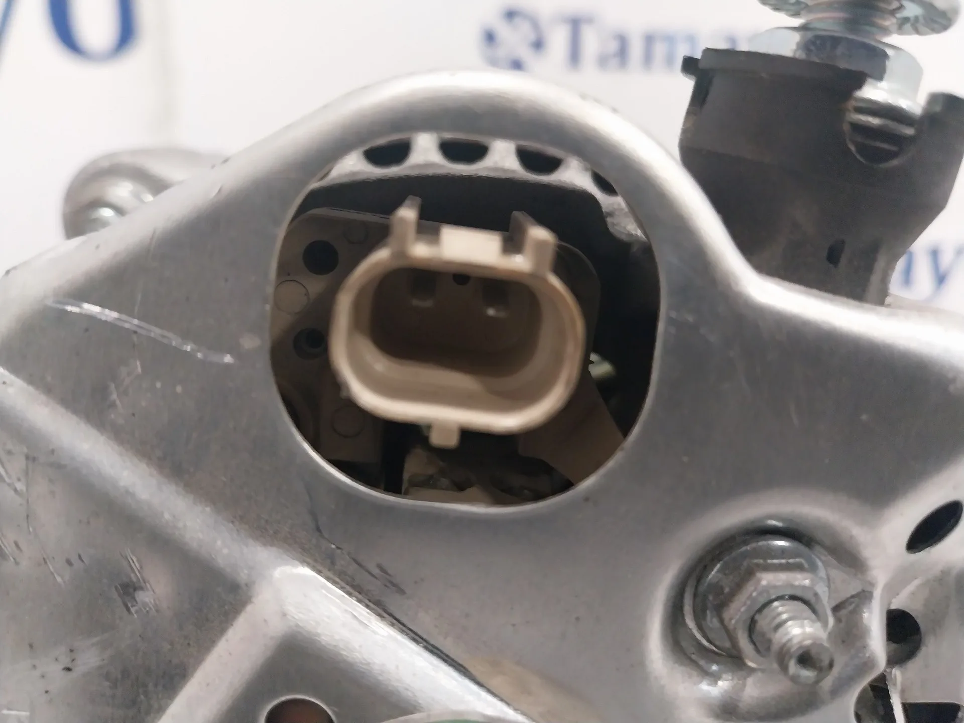 Alternador para Chrysler Jeep Cherokee (Kj)