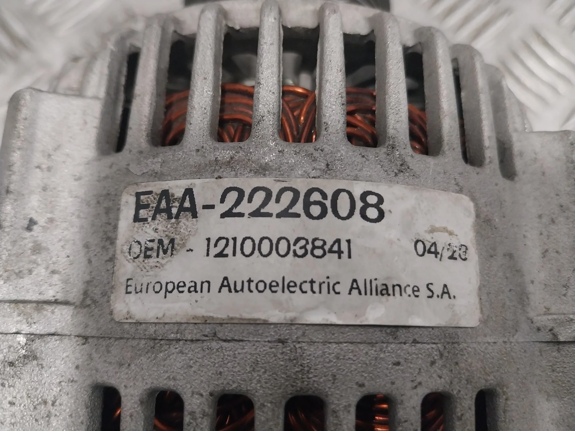 Alternador para Chrysler Jeep Cherokee (Kj)