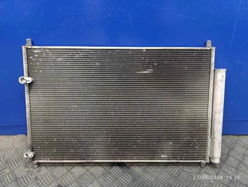 Condensador / Radiador Aire Acondicionado para Toyota Auris (_E18_)