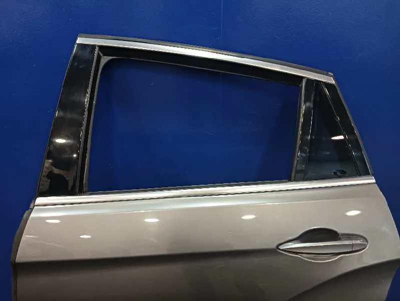 Puerta Trasera Izquierda para Bmw X6 (F16, F86)