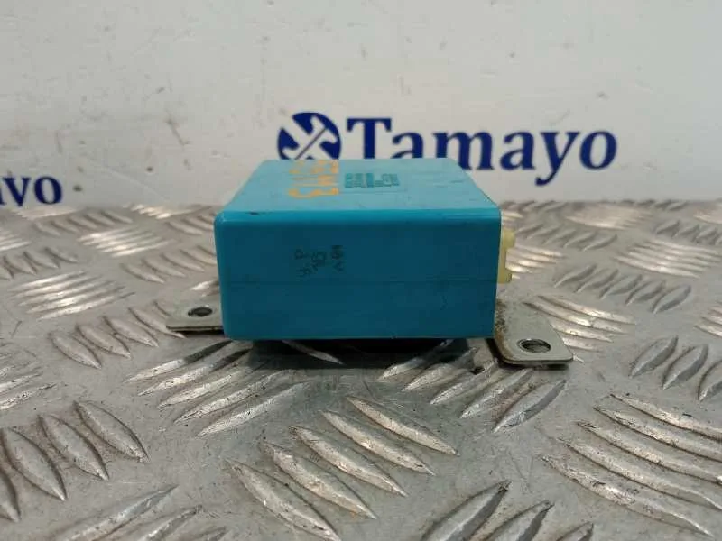 Rele para Mitsubishi Montero (V20/V40)