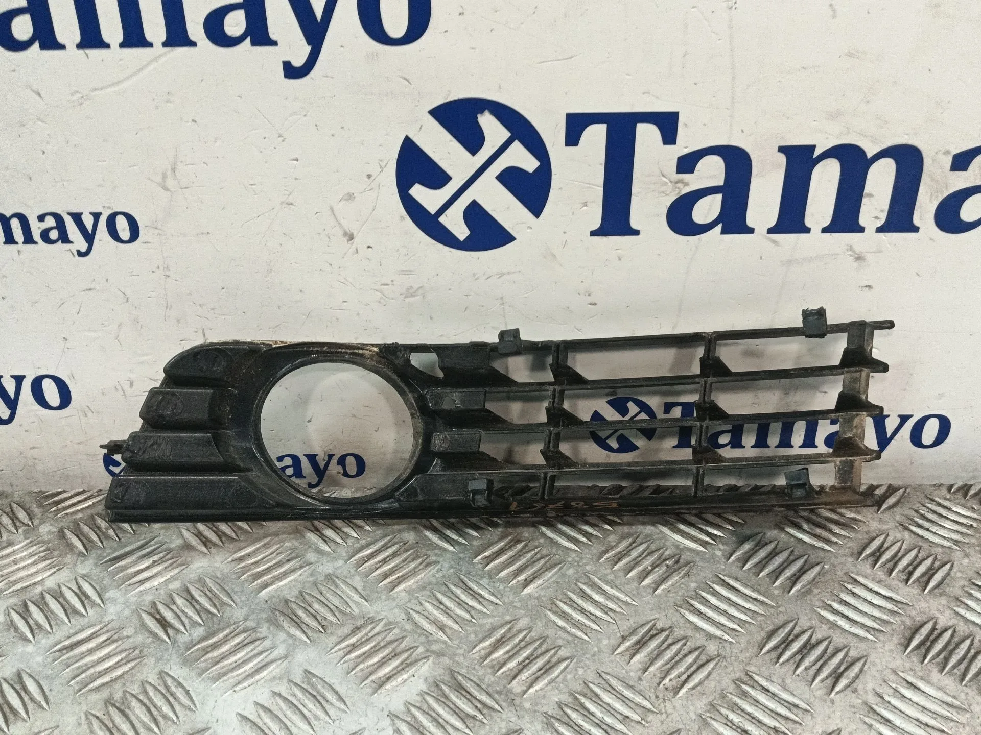 Rejilla Paragolpes Derecha para Audi A4 Berlina (8E)
