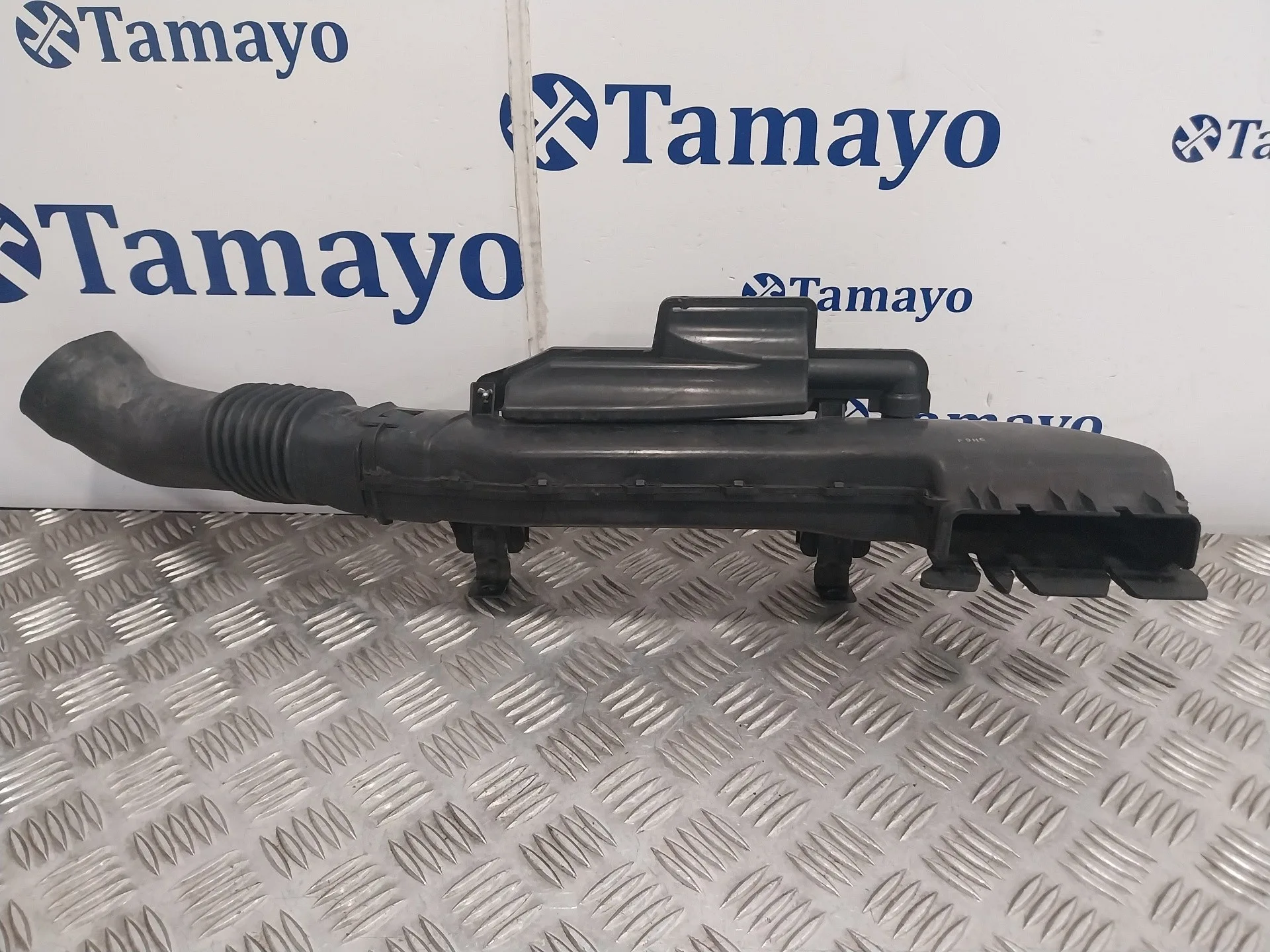 Toma De Aire para Mazda 3 Lim. (Bl)
