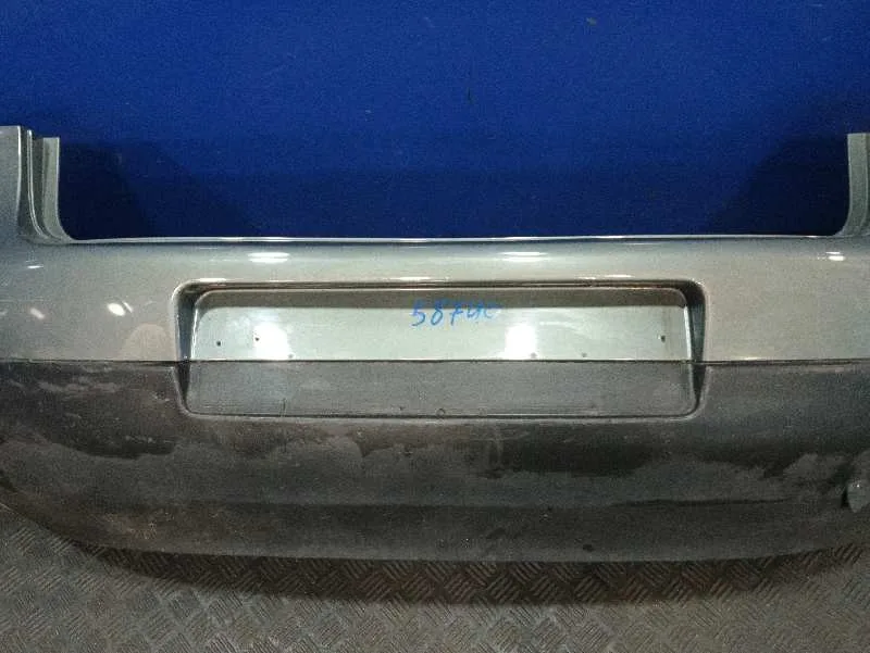 Paragolpes Trasero para Volkswagen Golf V Berlina (1K1)