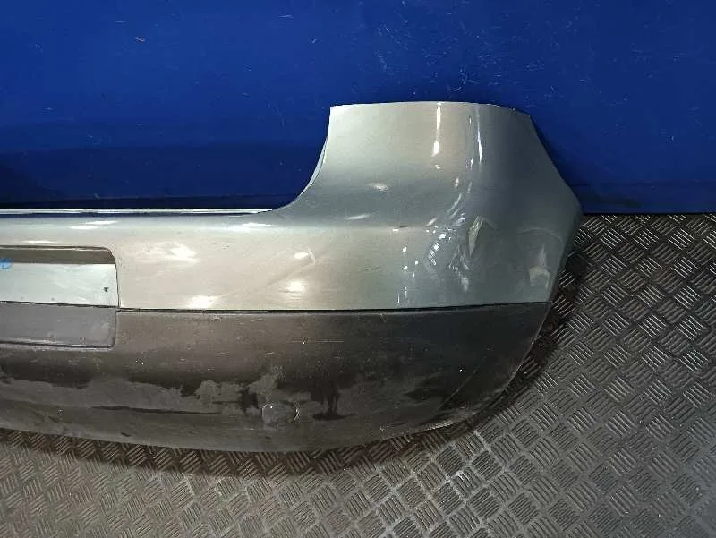 Paragolpes Trasero para Volkswagen Golf V Berlina (1K1)