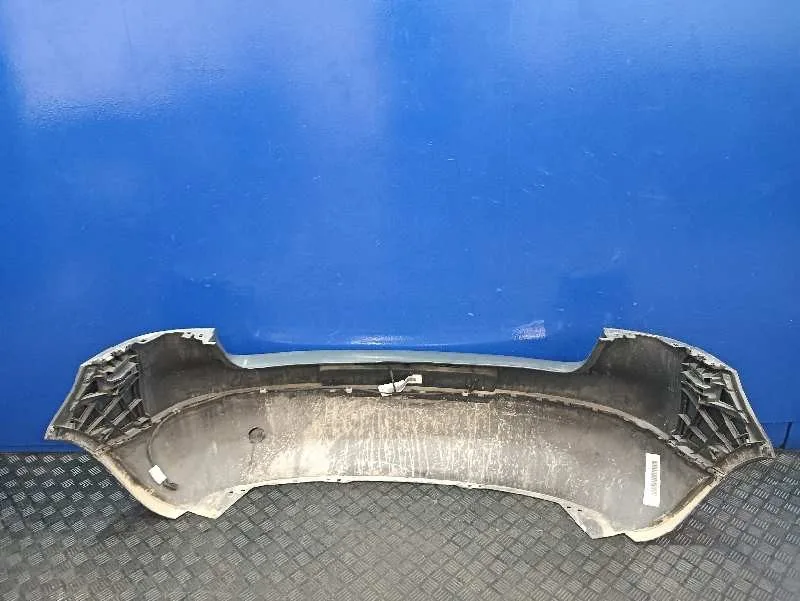 Paragolpes Trasero para Volkswagen Golf V Berlina (1K1)