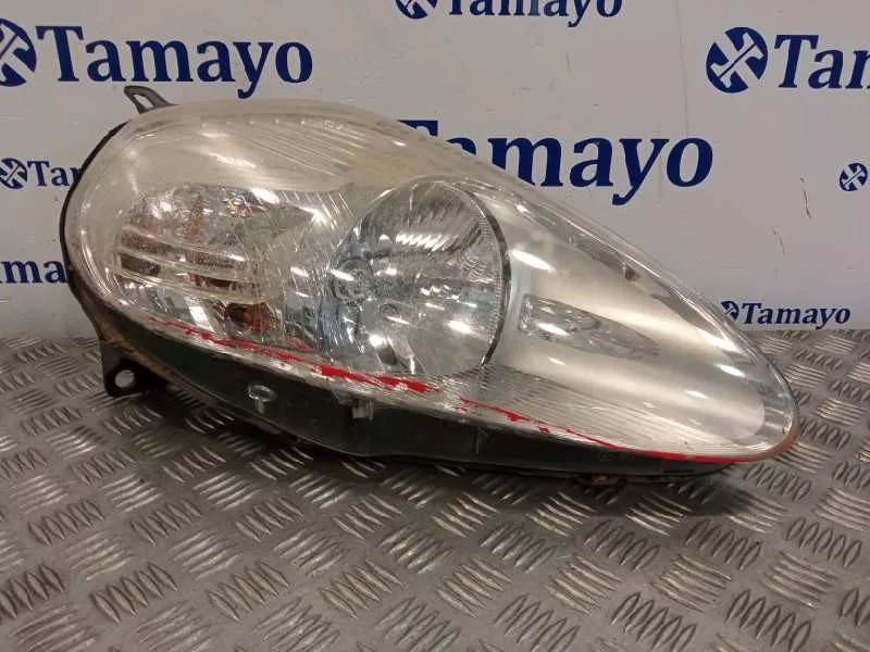 Faro Derecho para Fiat Punto Berlina (188)