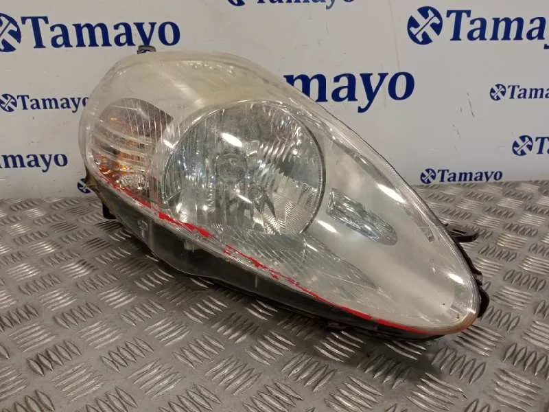 Faro Derecho para Fiat Punto Berlina (188)