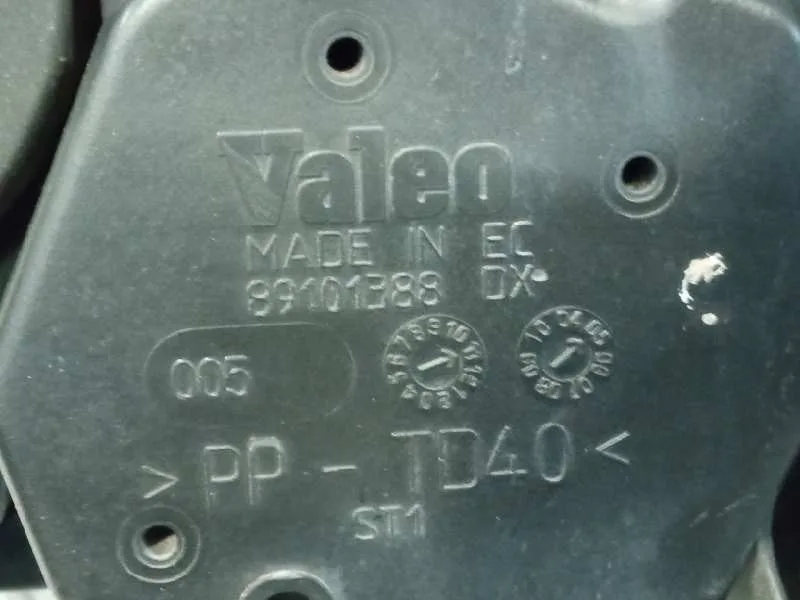 Faro Derecho para Fiat Punto Berlina (188)