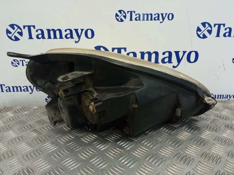 Faro Izquierdo para Fiat Punto Berlina (188)