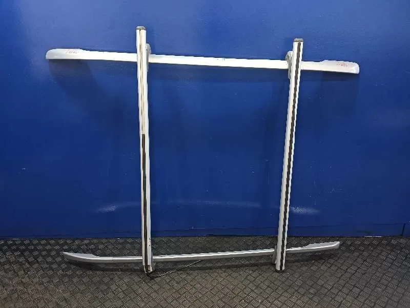 Baca Portaequipajes para Toyota Corolla Verso (R1)