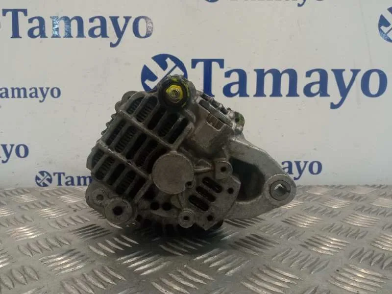 Alternador para Mitsubishi Space Wagon (N80/N90)
