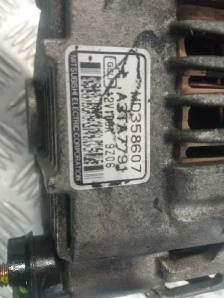 Alternador para Mitsubishi Space Wagon (N80/N90)