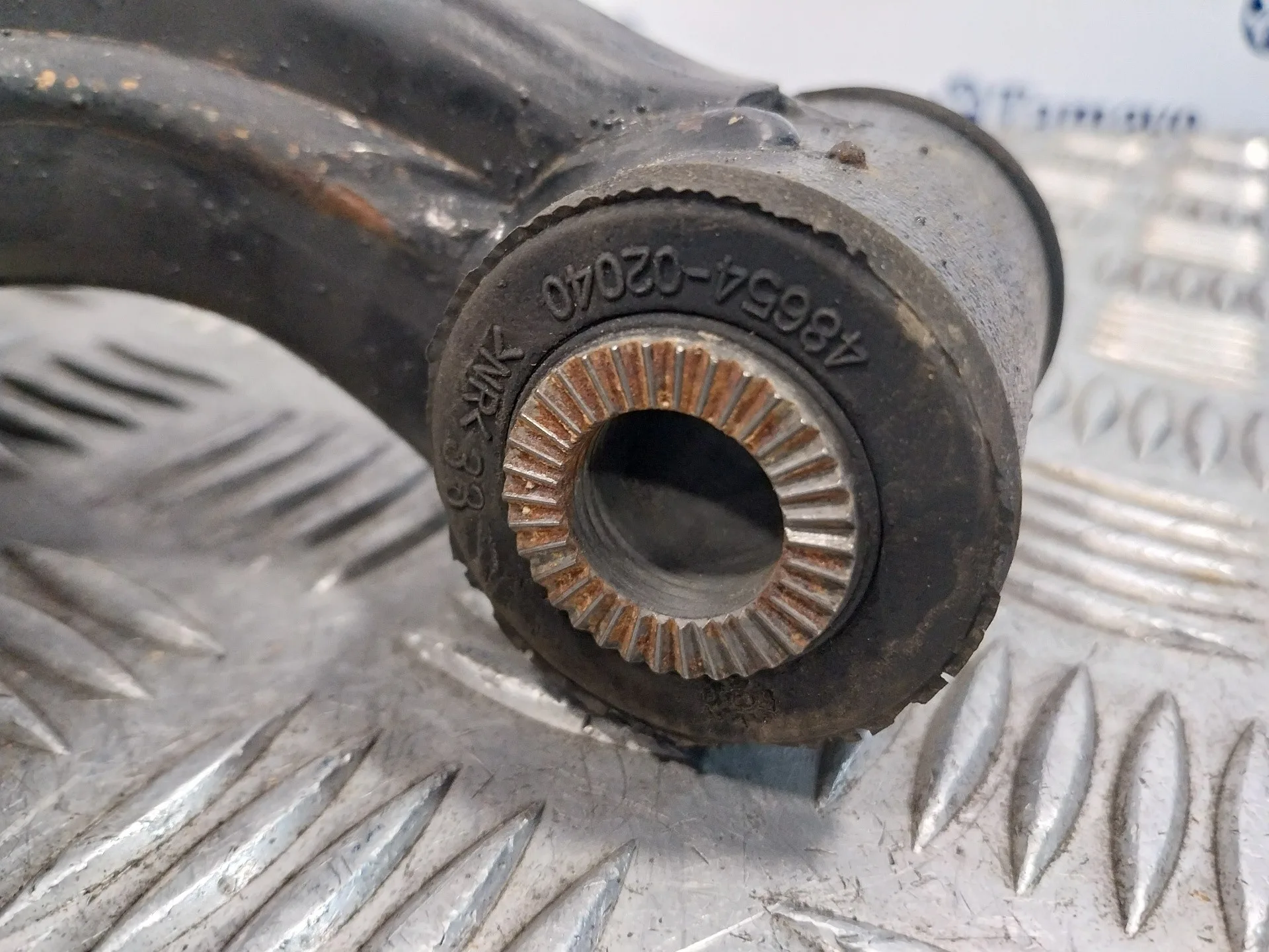 Brazo Suspension Inferior Delantero Derecho para Toyota Auris