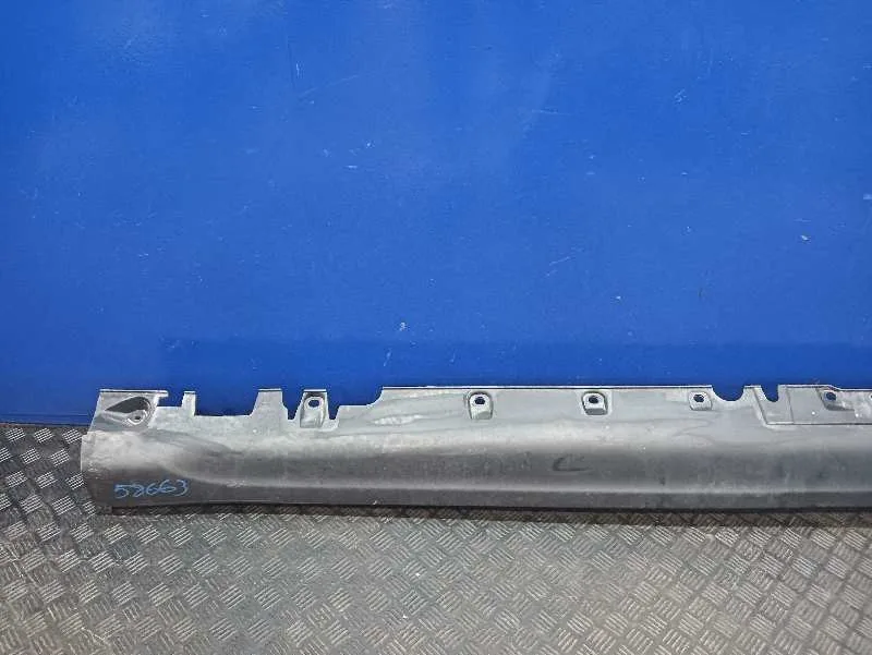 Faldon Lateral para Bmw X6 (F16, F86)