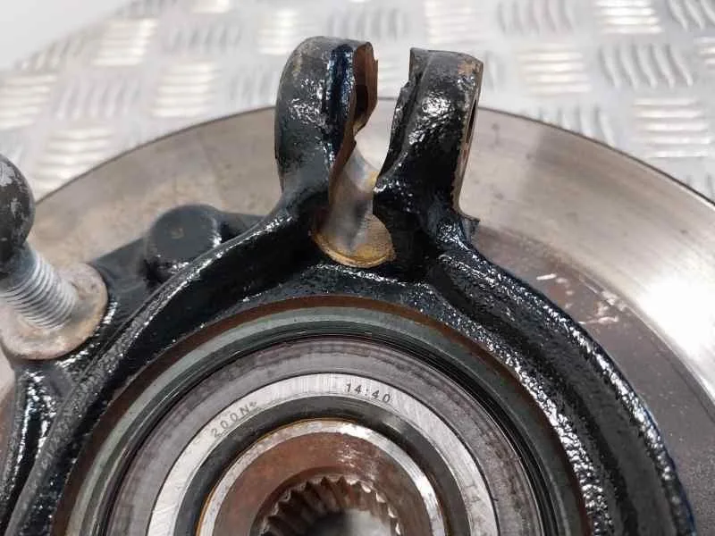 Mangueta Delantera Izquierda para Peugeot 208
