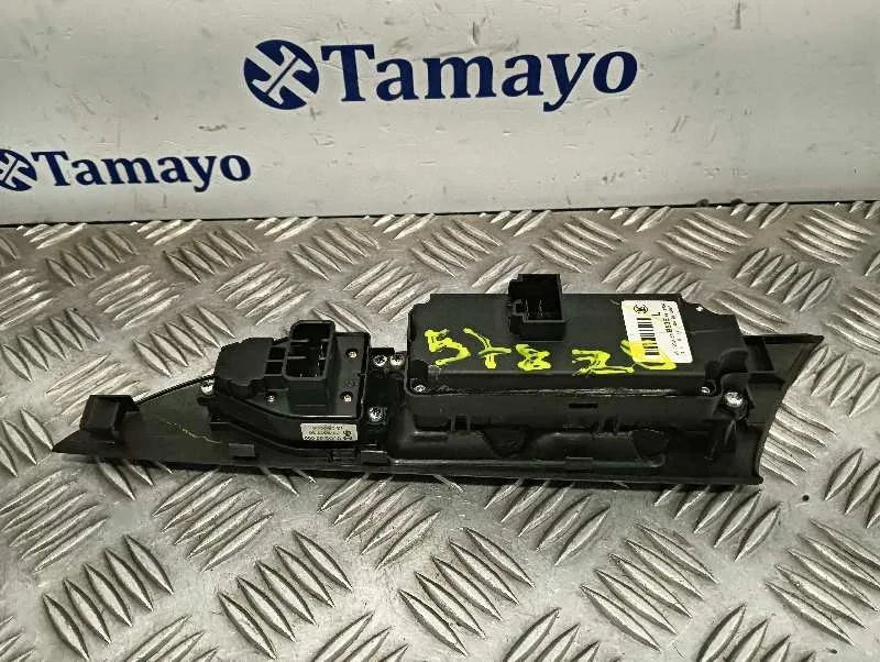 Mando Elevalunas Delantero Izquierdo para Mazda 3 Berlina (Bk)
