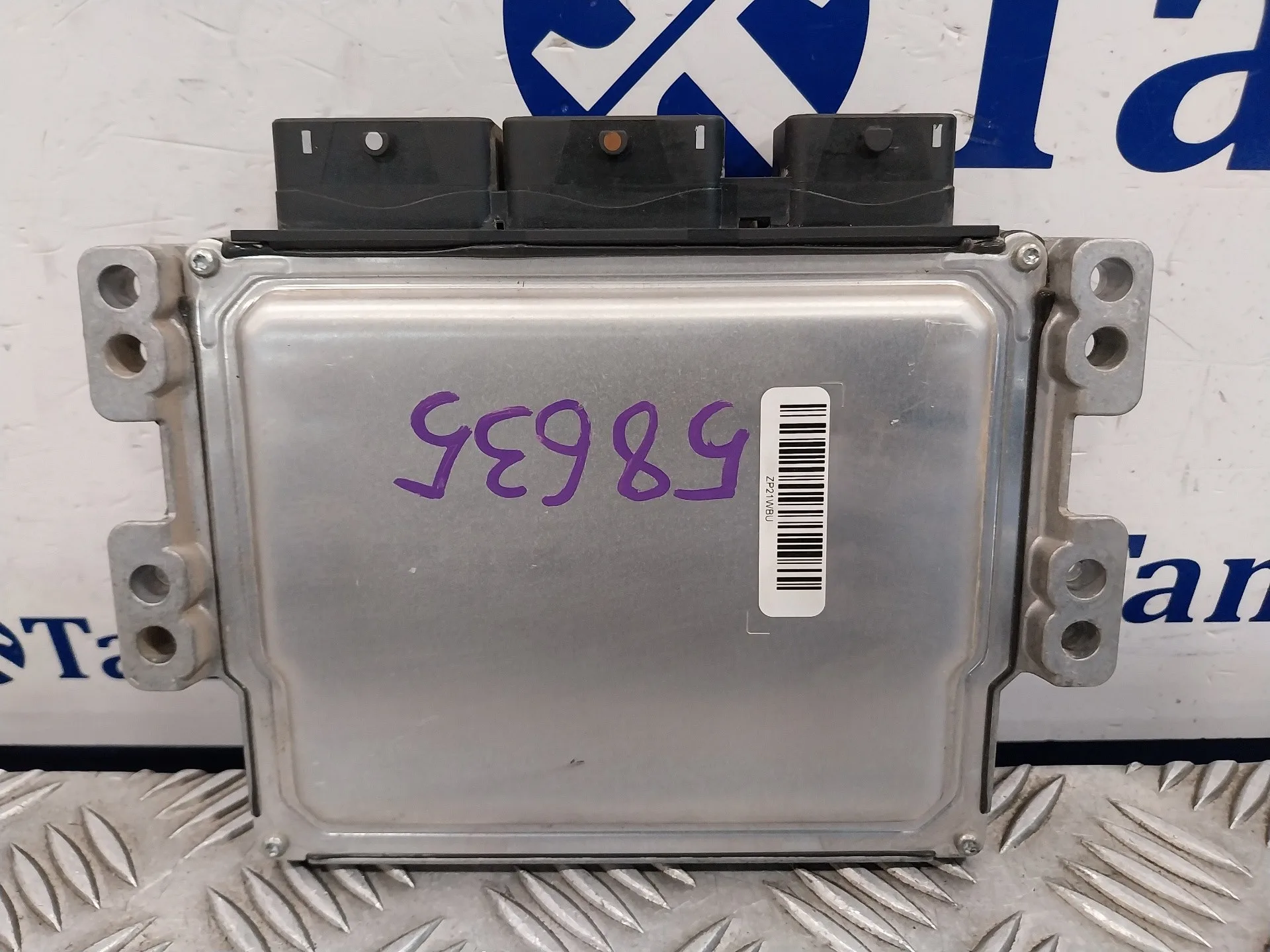 Centralita Motor Uce para Renault Kangoo