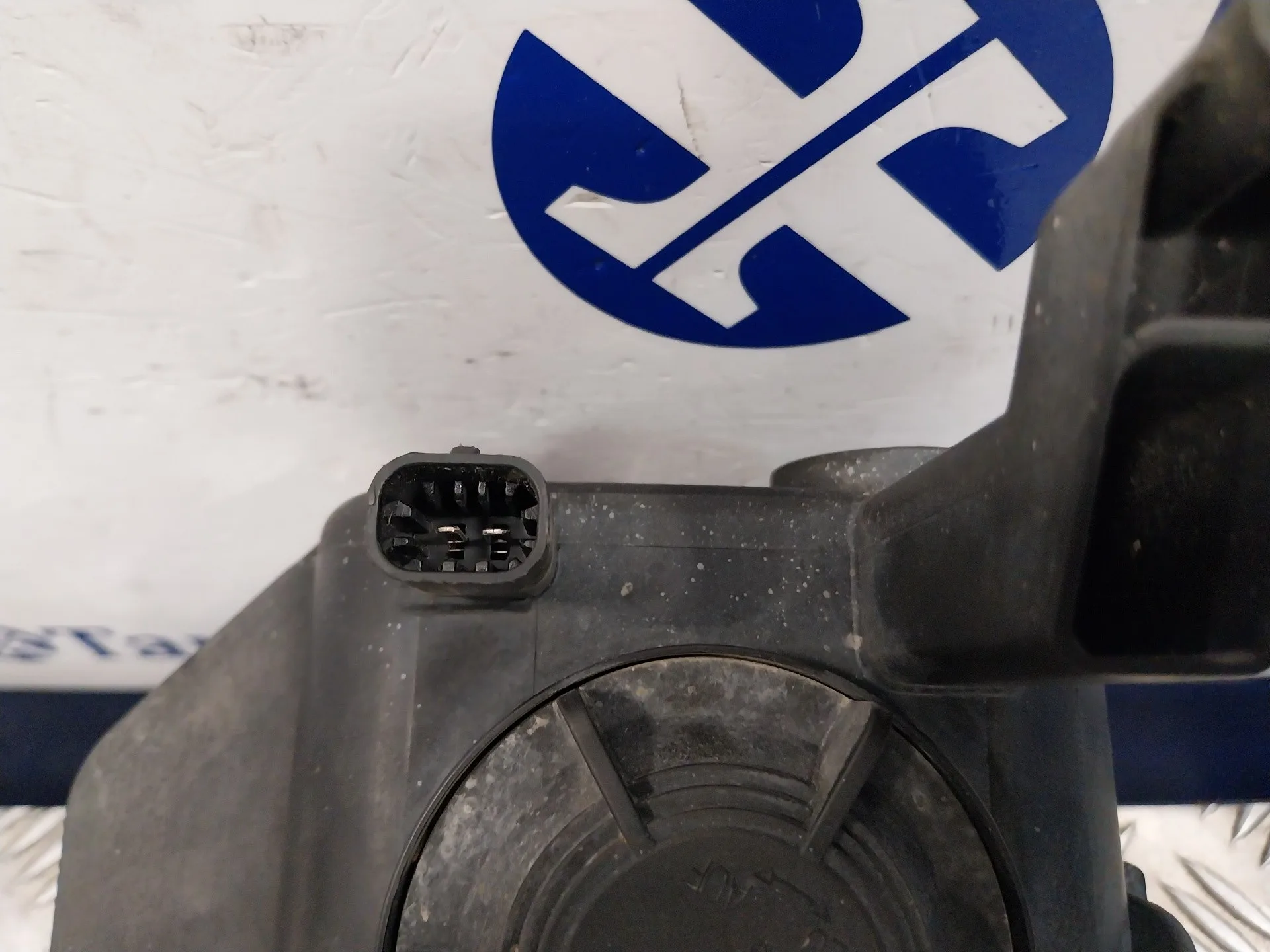 Faro Antiniebla Derecho para Opel Corsa D