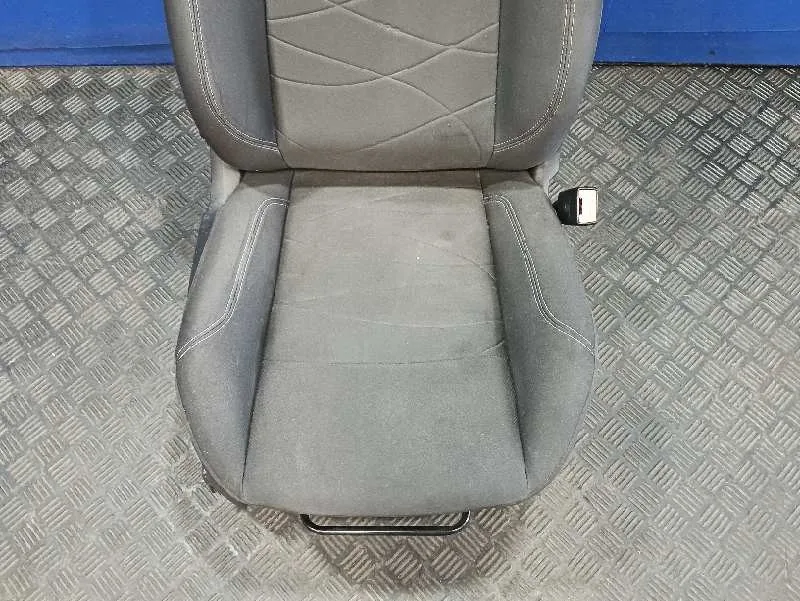 Asiento Delantero Derecho para Ford Fiesta (Ccn)