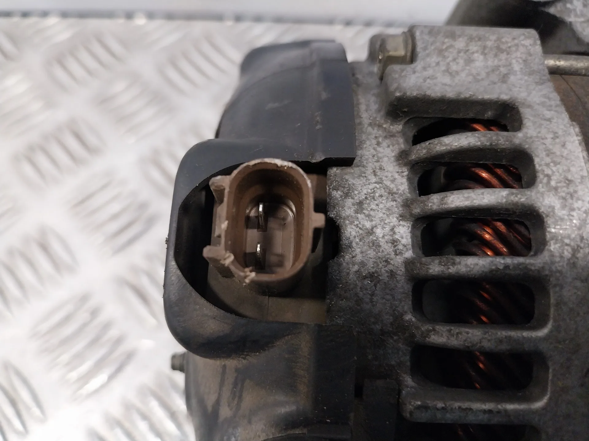 Alternador para Chrysler Sebring Berlina (Jr41)