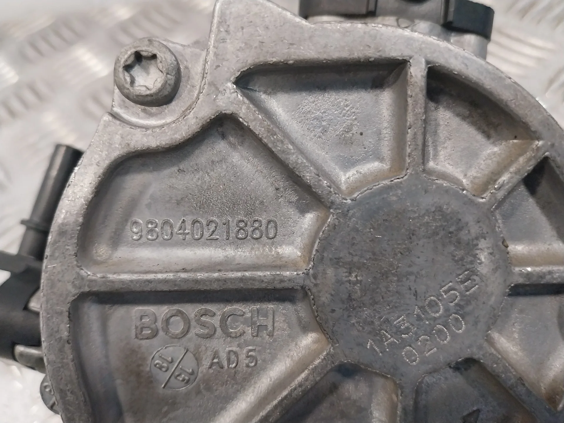 Depresor Freno / Bomba Vacio para Peugeot Partner Kombi