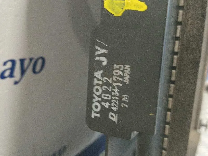 Radiador Agua para Toyota Iq