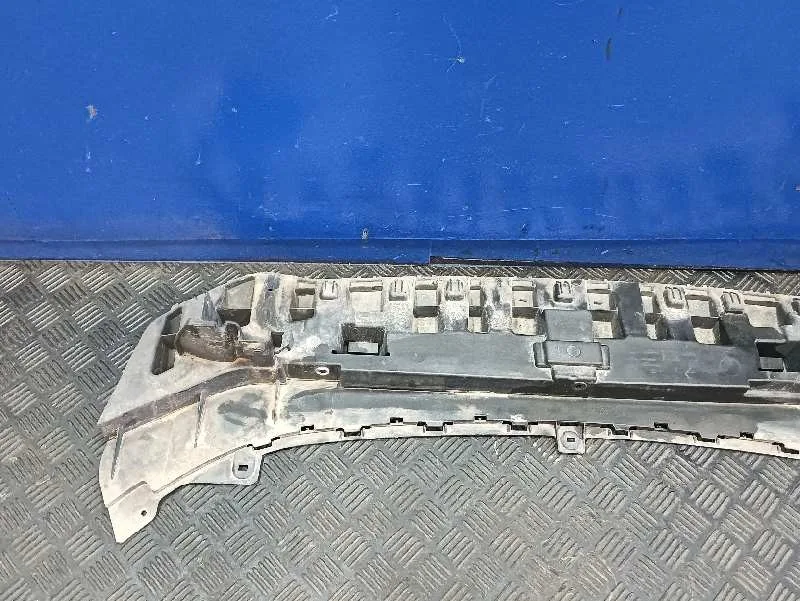 Travesano Inferior para Ford Fiesta (Ccn)