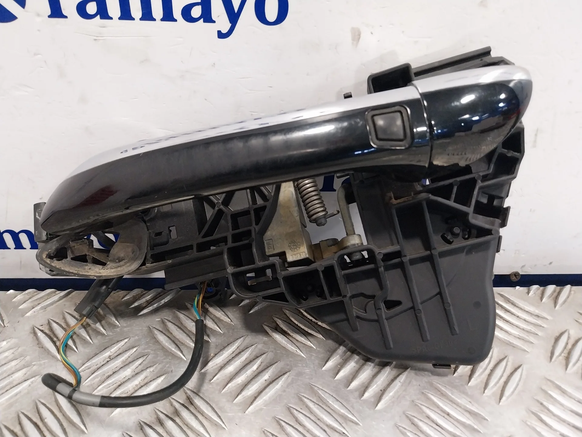 Maneta Exterior Trasera Izquierda para Mercedes-Benz Clase M (W164)