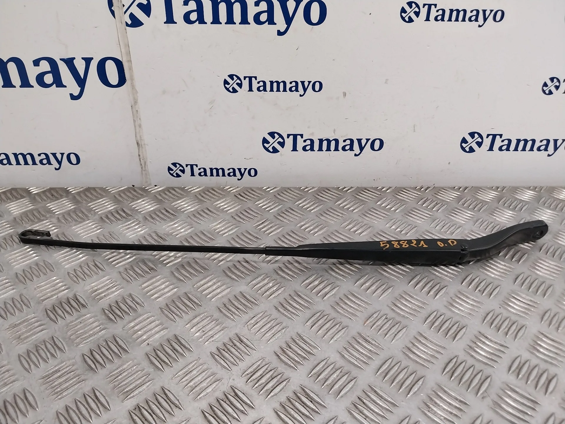 Brazo Limpia Delantero Derecho para Nissan Interstar