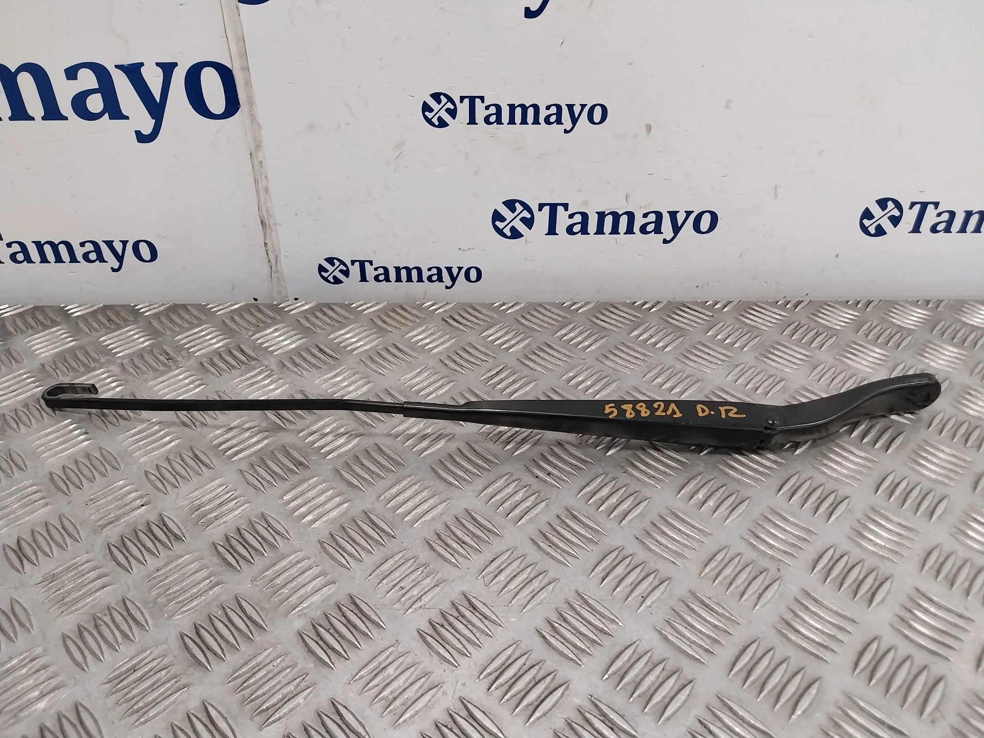 Brazo Limpia Delantero Izquierdo para Nissan Interstar