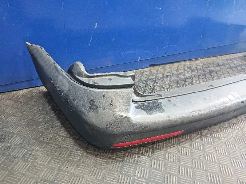 Paragolpes Trasero para Volkswagen T5 Transporter (7E)