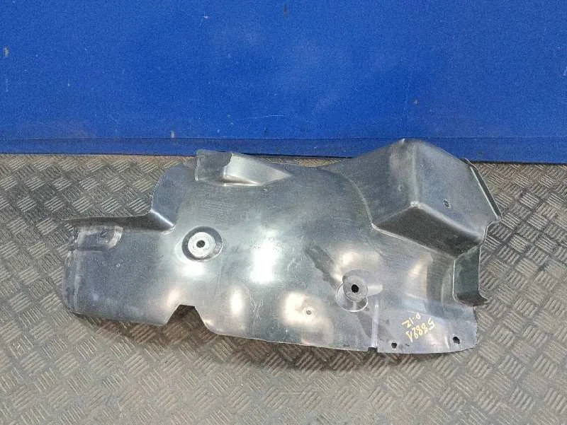 Plastico Paso Rueda Delantero Izquierdo para Nissan Interstar