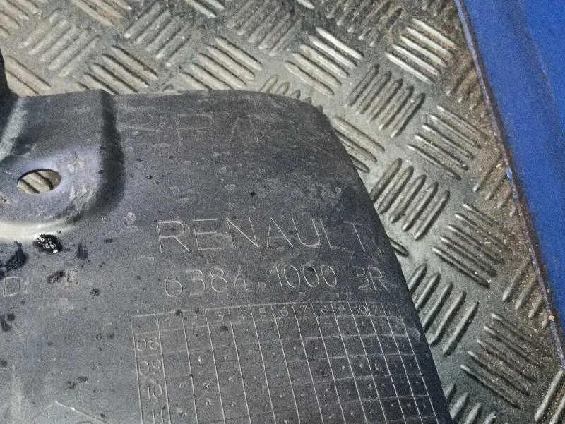 Plastico Paso Rueda Delantero Izquierdo para Nissan Interstar