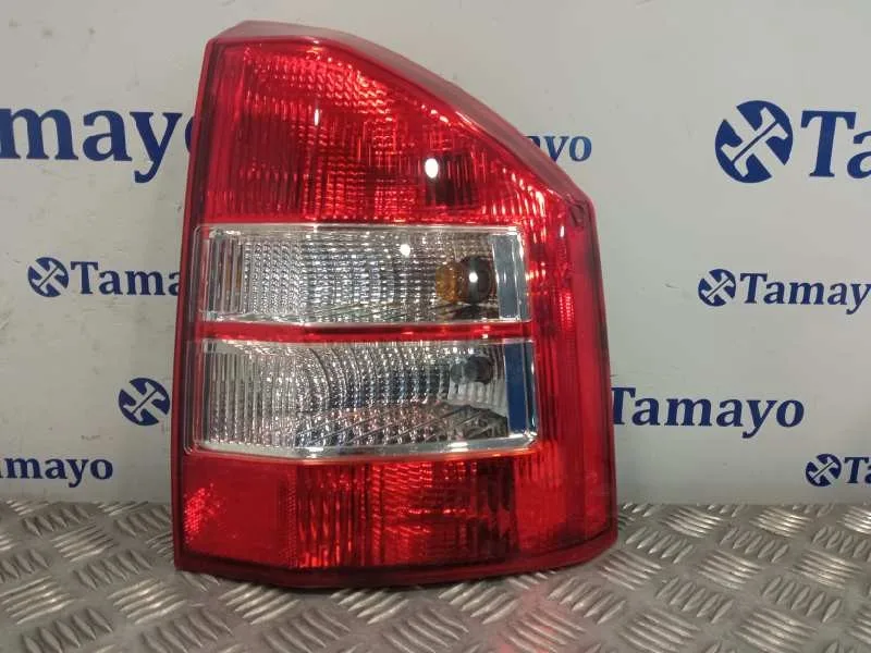 Piloto Trasero Derecho para Chrysler Jeep Compass