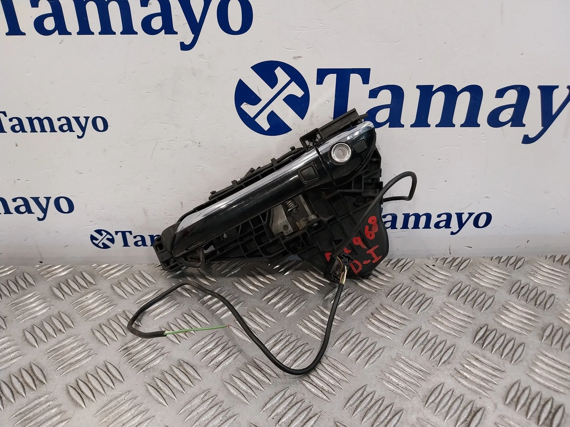 Maneta Exterior Delantera Izquierda para Mercedes-Benz Clase M (W164)