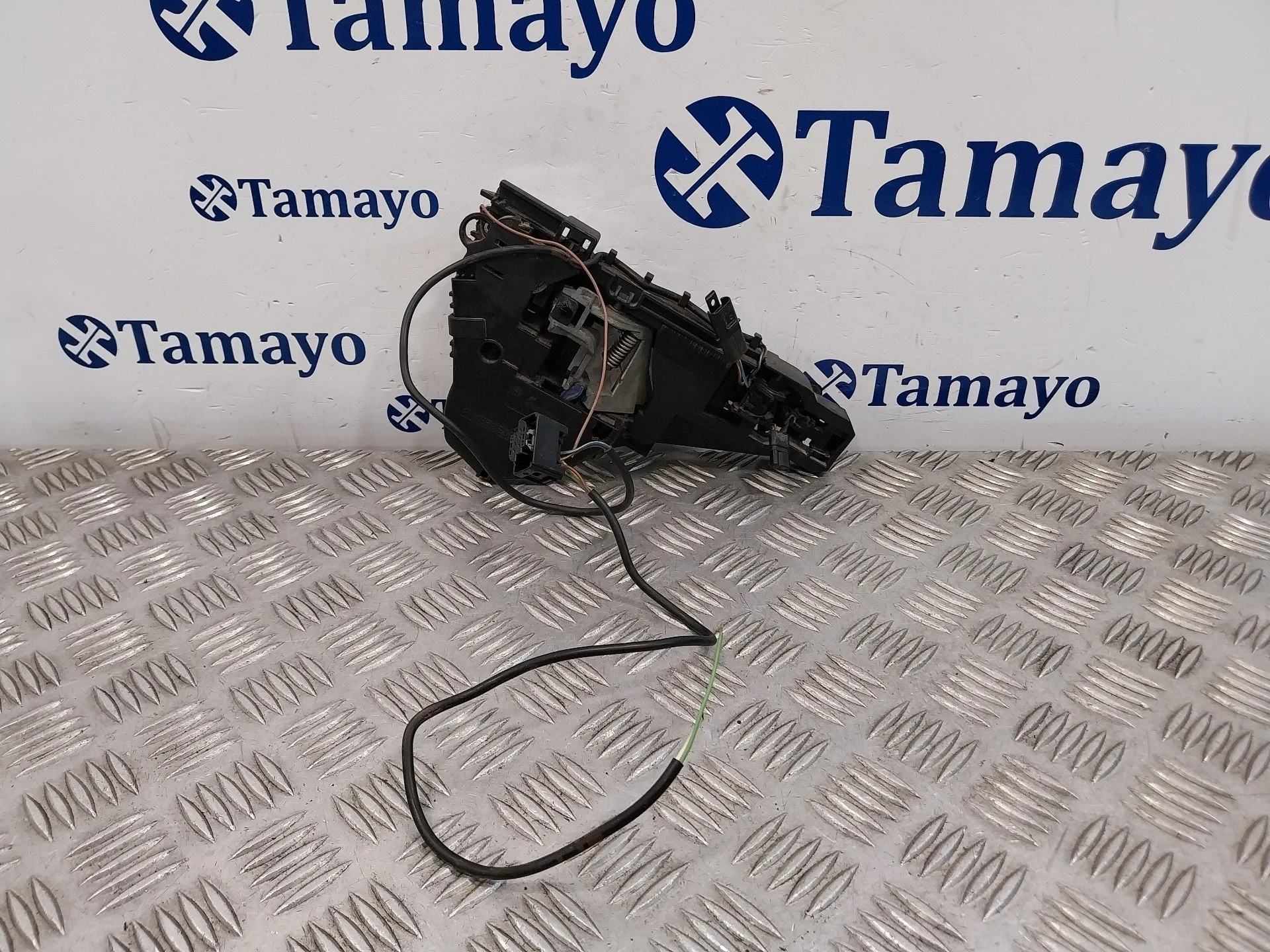 Maneta Exterior Delantera Izquierda para Mercedes-Benz Clase M (W164)