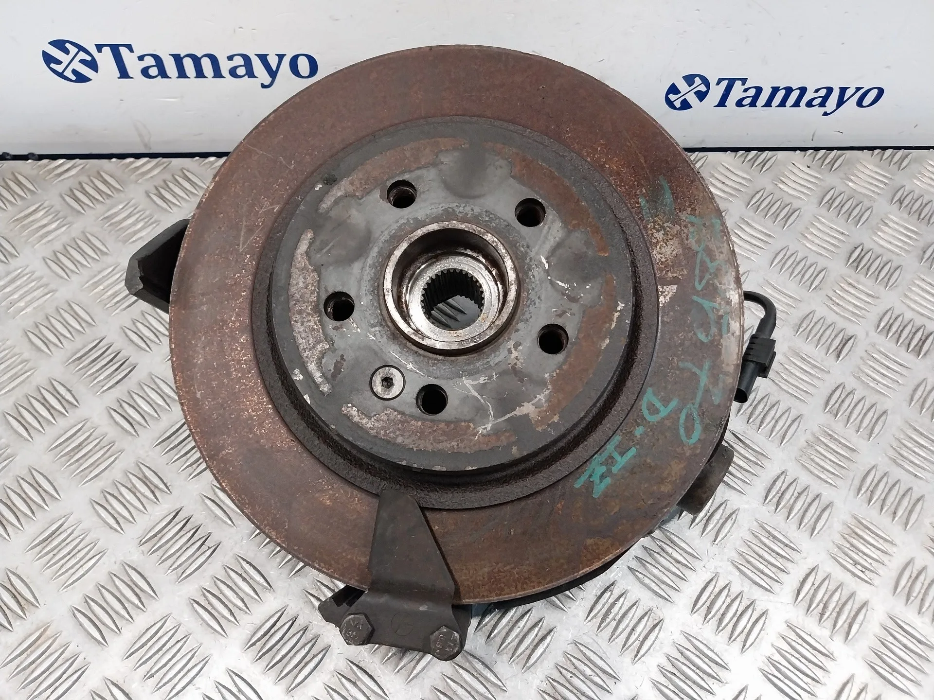Mangueta Delantera Izquierda para Mercedes-Benz Clase M (W163)