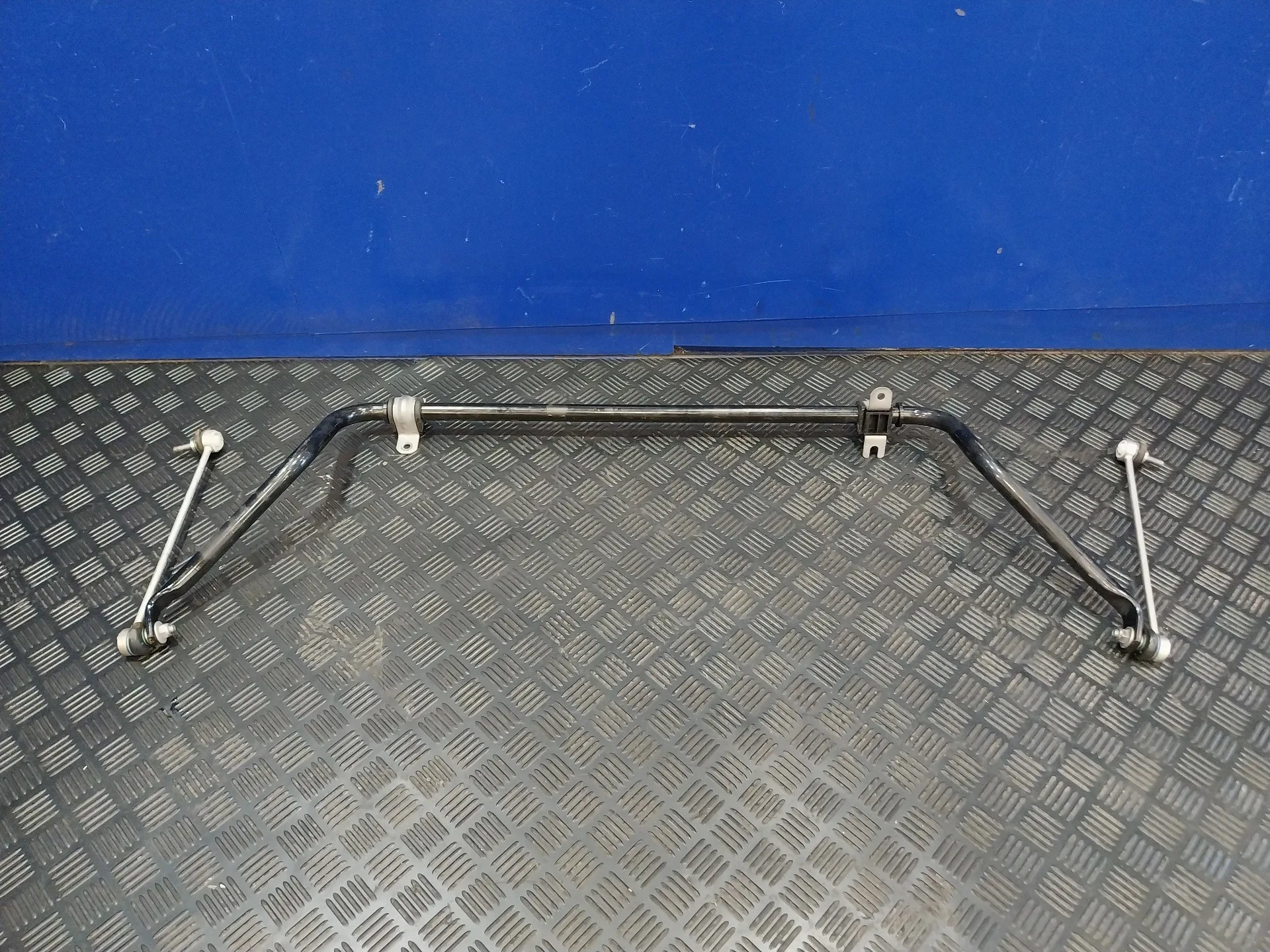 Barra Estabilizadora Delantera para Nissan Interstar