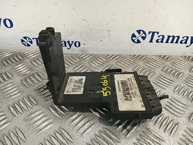 Caja Reles / Fusibles para Peugeot 308